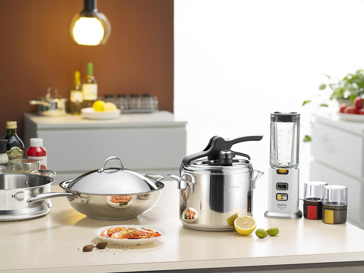 Kitchen Accessories & Appliances