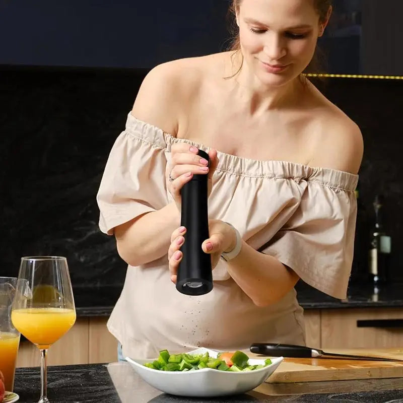 Wood Salt And Pepper Grinder Set - SLEEK