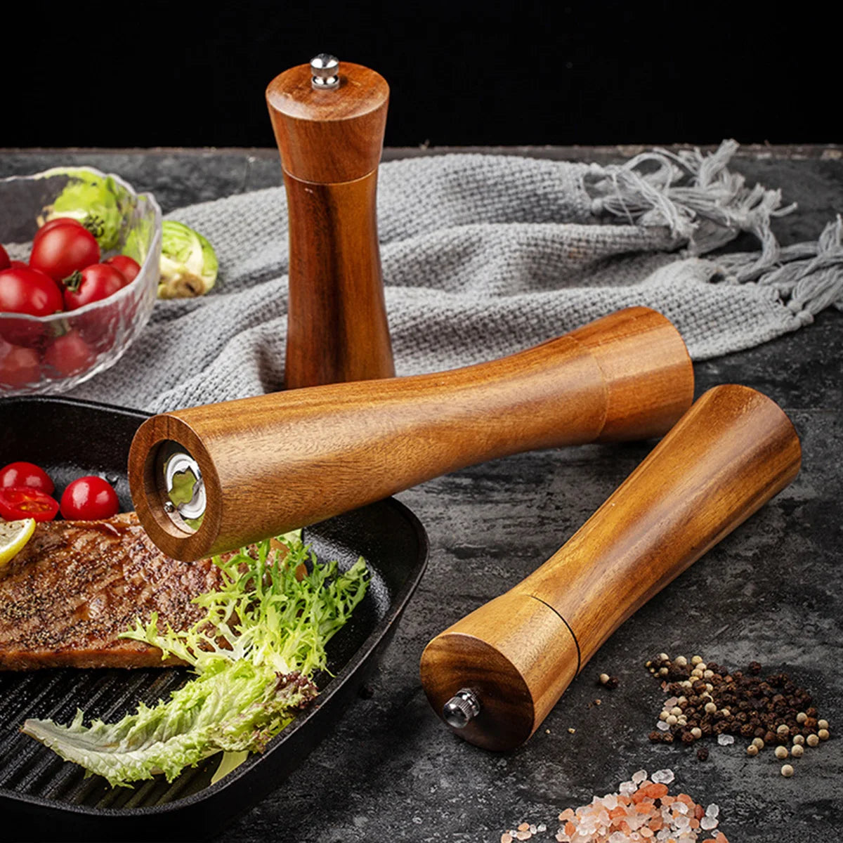 Wooden pepper grinder - 3