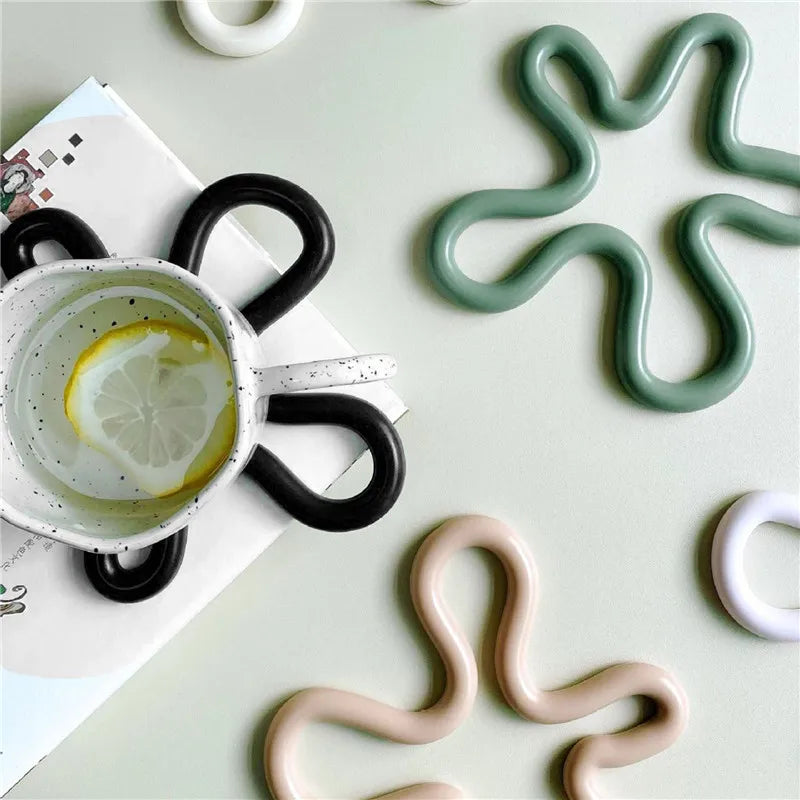 Puddle Heat Resistant coaster mat - SPLASH