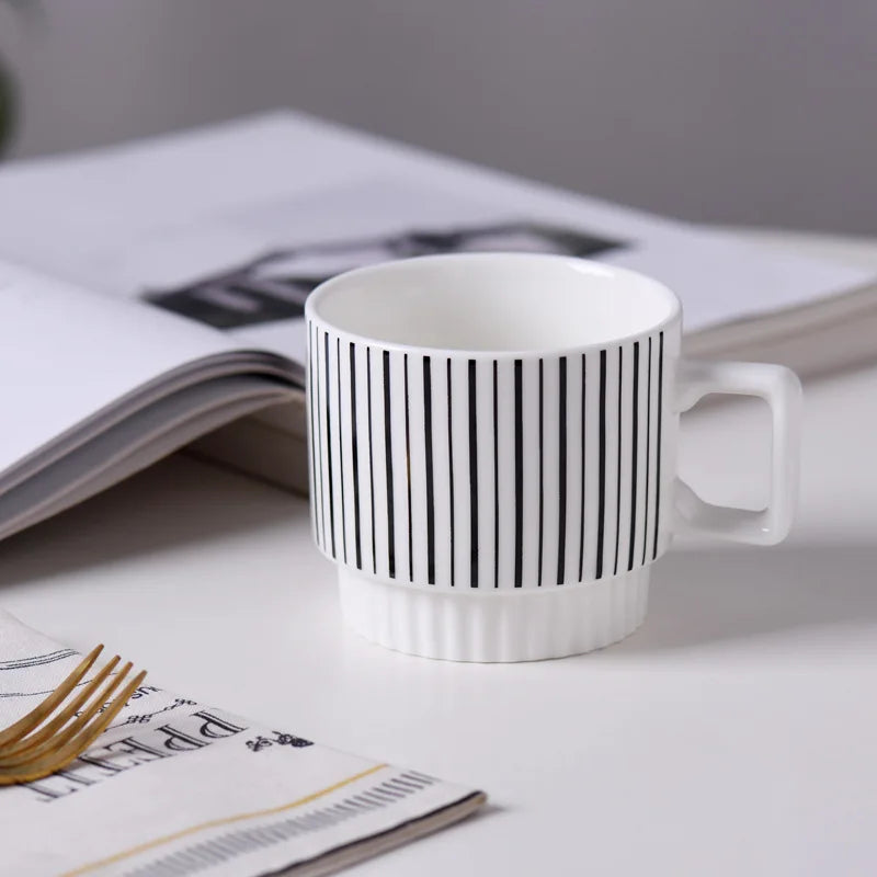 1PCS Designer Ceramic Mug - B&W MOTIF