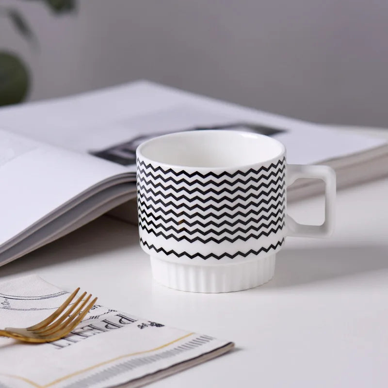 1PCS Designer Ceramic Mug - B&W MOTIF